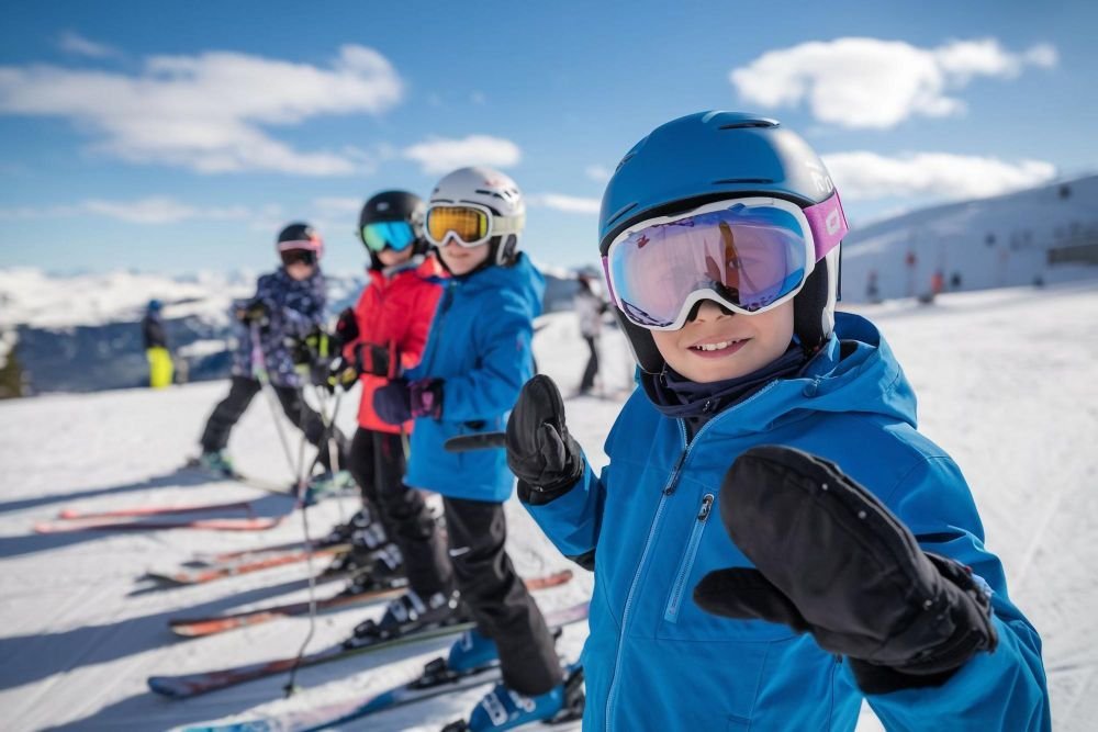 Jak-nauczyc-dzieci-jazdy-na-nartach-obrazek_sredni_6113386